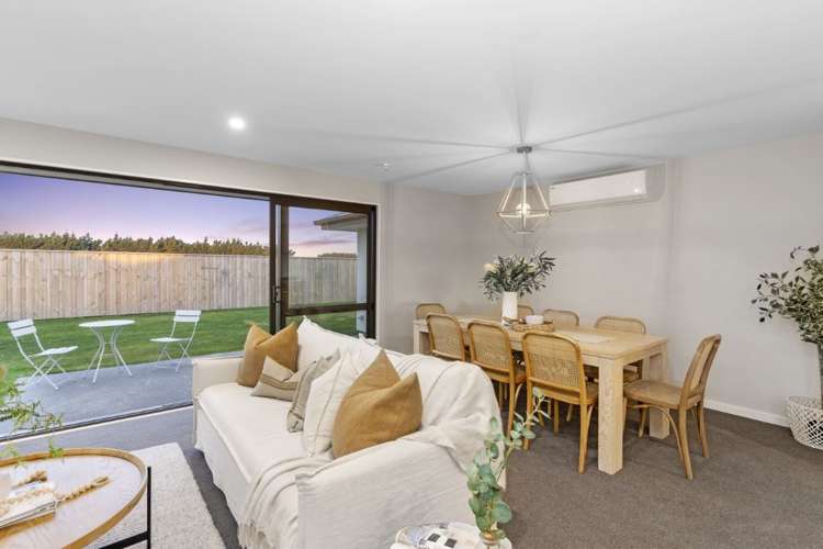 13 Merino Crescent Amberley_4