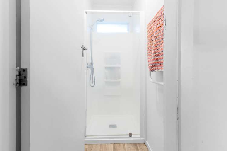 29 Tawa Street Hilltop_13