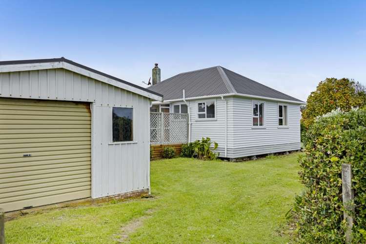 65 Domett Street Opunake_29