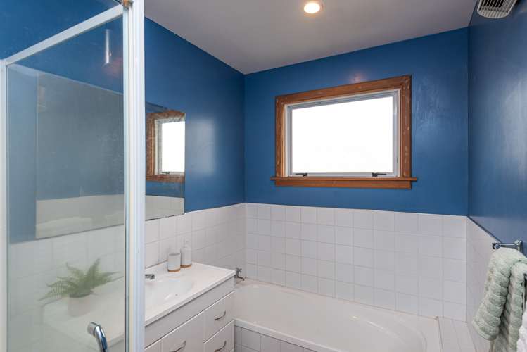 58 Hargood Street Woolston_12