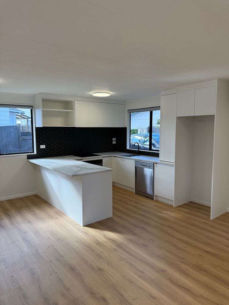 2/63A Colwill Road Massey_18