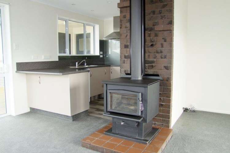 5 Constitution Avenue Milton_3