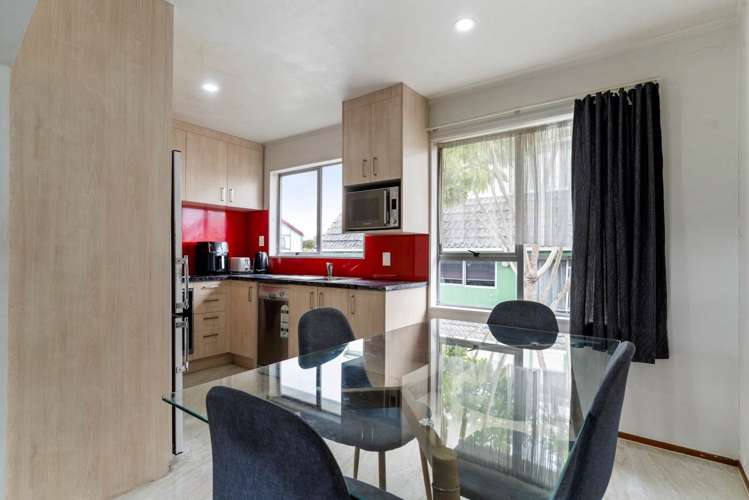 2/16 Craigbank Avenue New Lynn_8