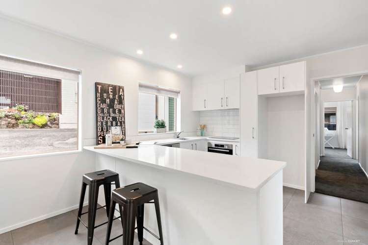 1/3 Bramley Drive Farm Cove_4