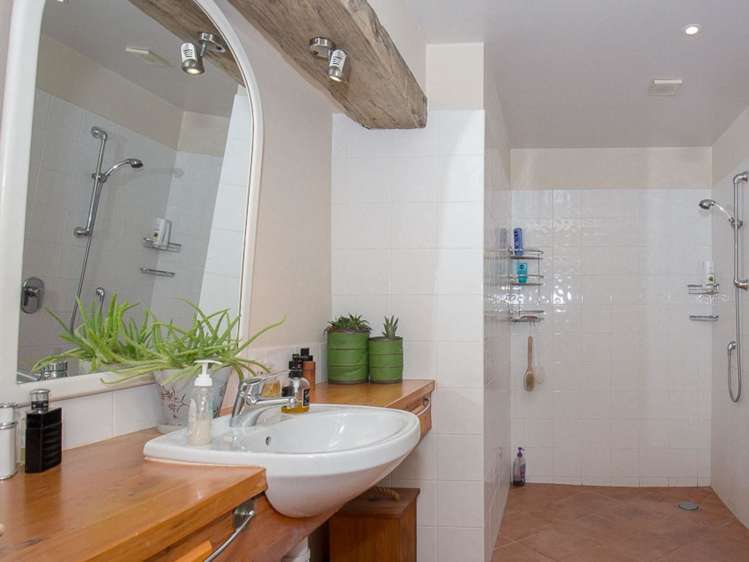 911 Aubrey Road Albert Town_8