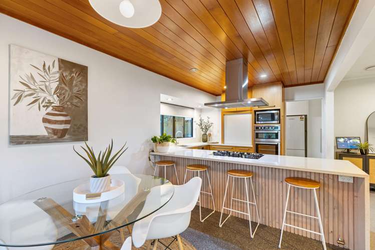 8B Rossgrove Terrace Mt Albert_6
