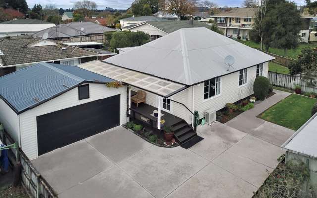 MODERN COMFORT AND CHARM