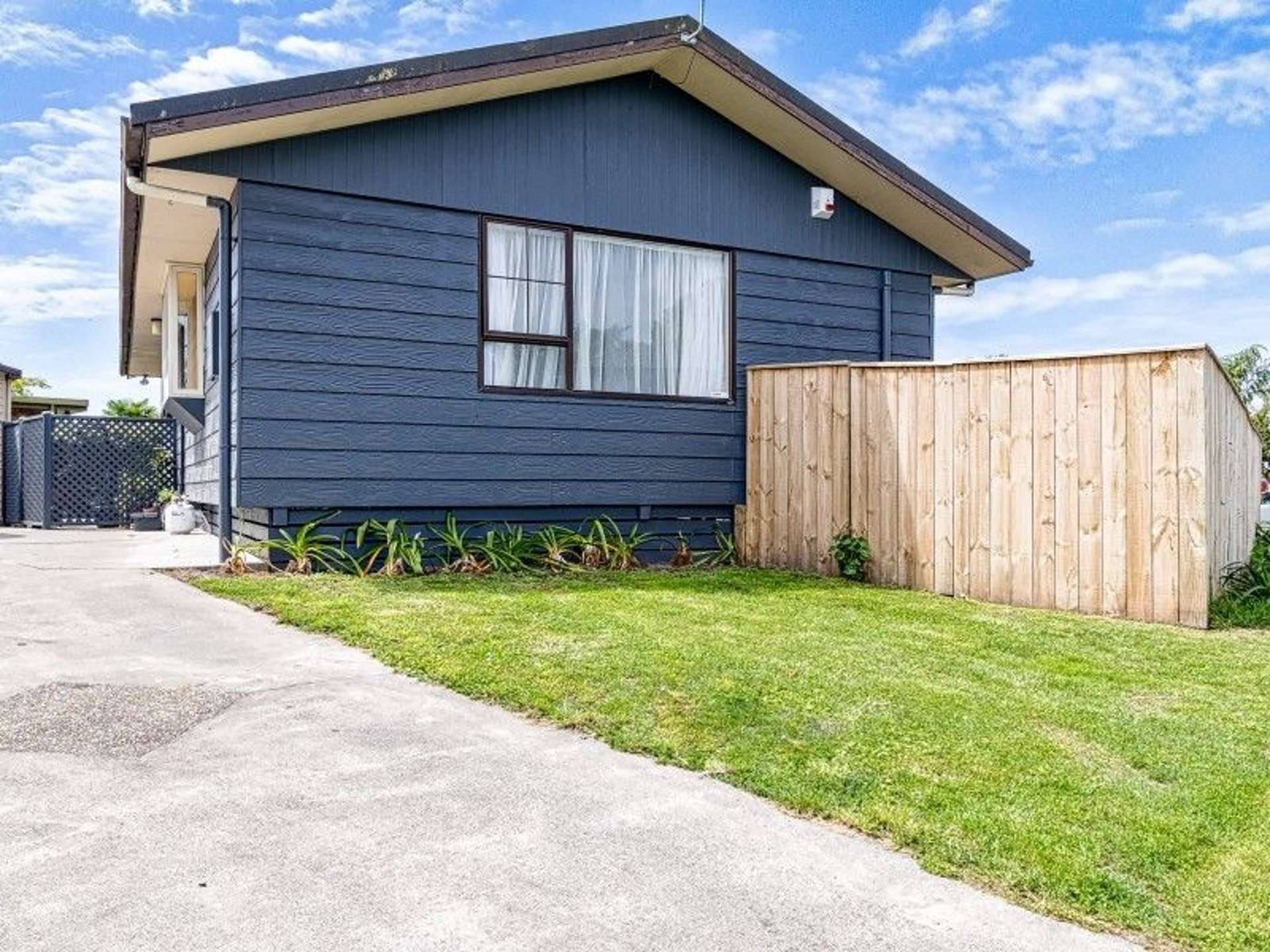 12 Hetley Crescent Taradale_0