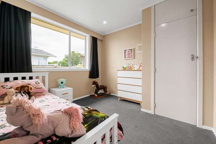 21 Rhonda Avenue Deanwell_12