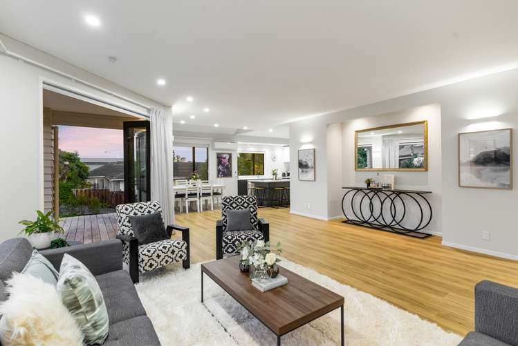 5a Beach Road Mellons Bay_6