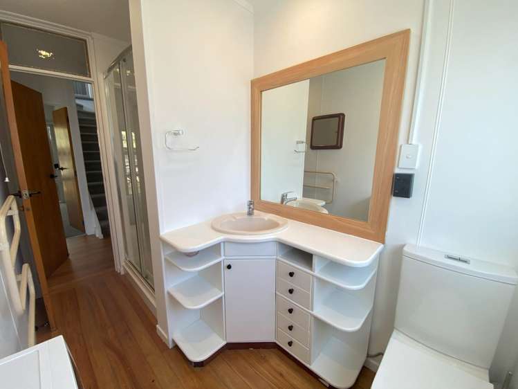 1/25 Inverness Road Browns Bay_13