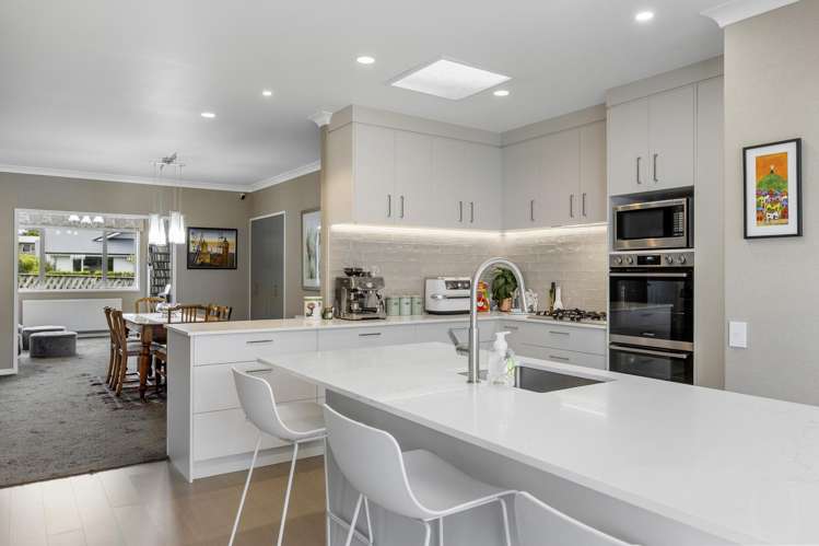 6 Heathcote Street Central_9