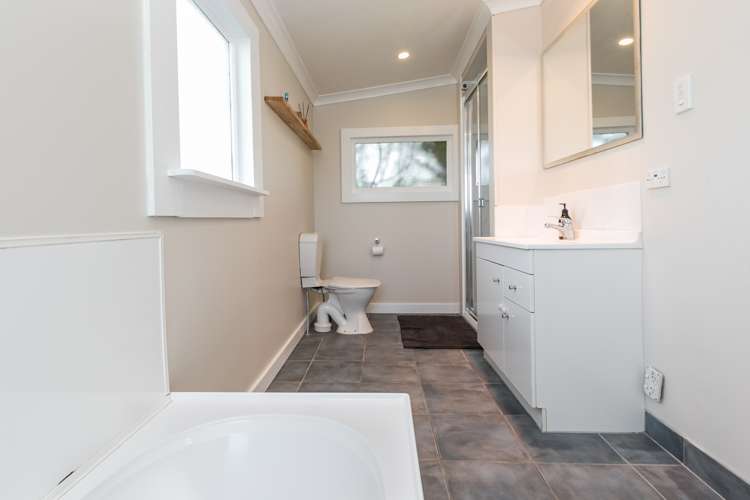 802 Lyell Street Akina_15