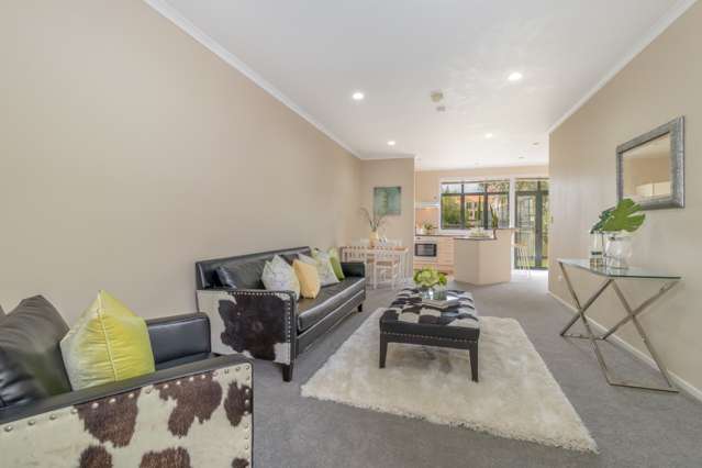 97/1 Ambrico Place New Lynn_2