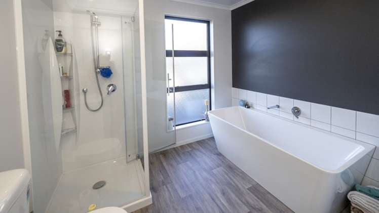 695f Chester Road Carterton_11