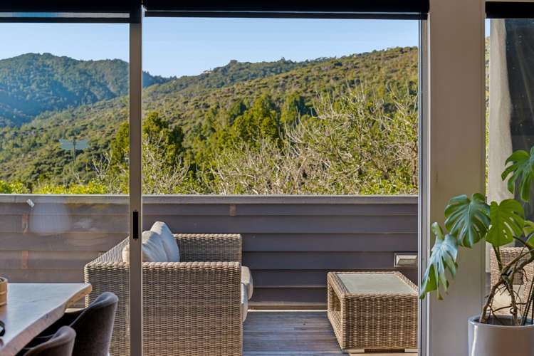 31 Lone Kauri Road Karekare_17