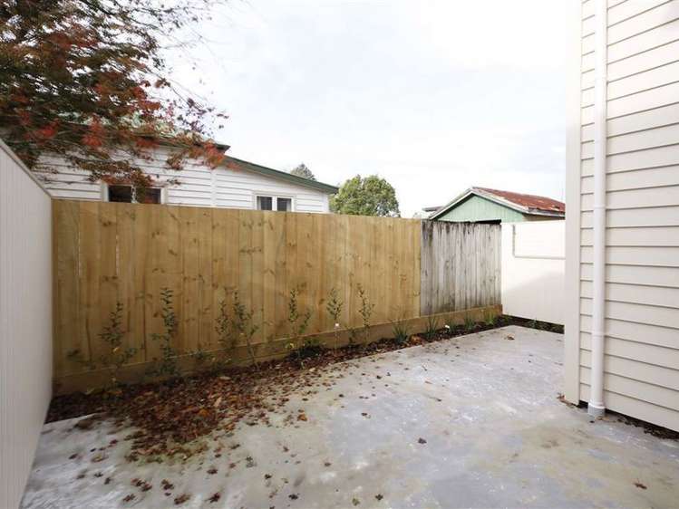 3/52 Cook Street Hamilton East_9