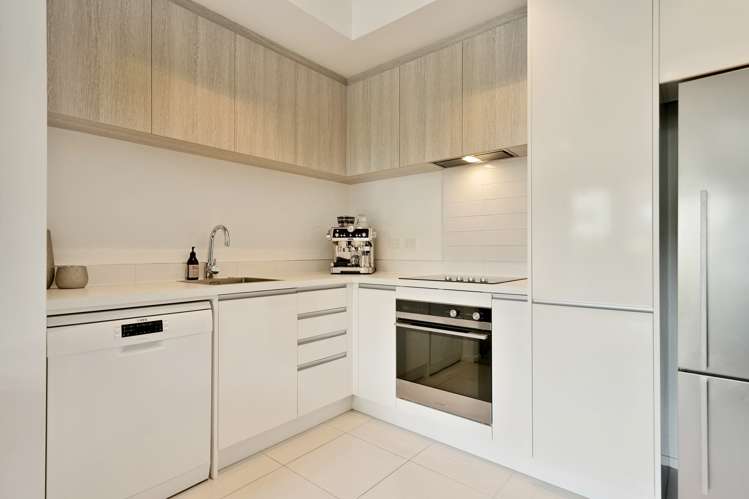 98 Squadron Drive Hobsonville_13