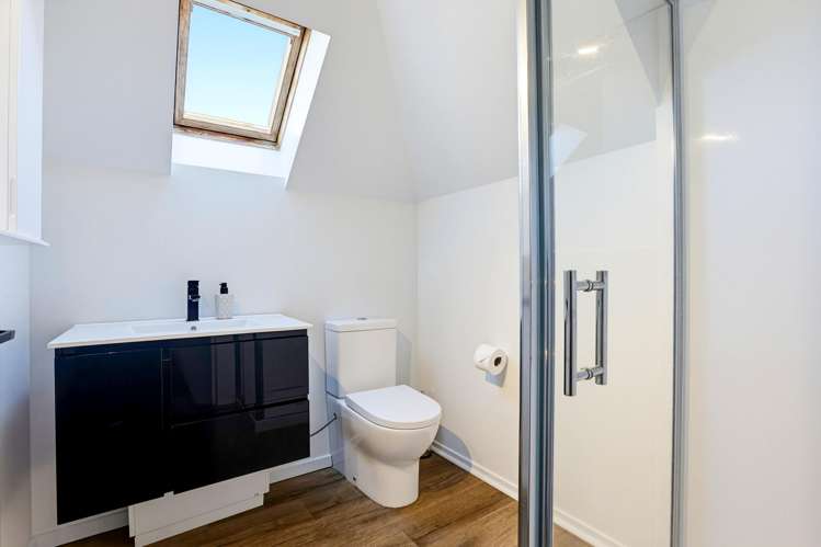 5F Church Street Akaroa_10