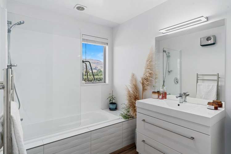 12 Turnbull Crescent Wanaka_12