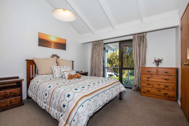 1309 Whangaparaoa Road Army Bay_21
