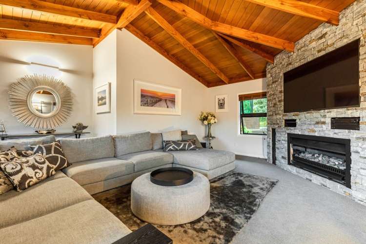 1079 Kahikatea Flat Road Waitoki_34