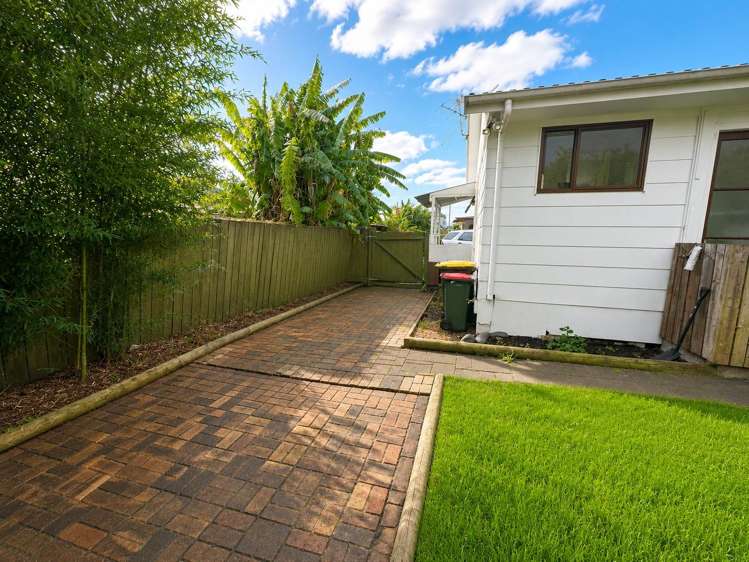 2/3 Ririno Place Manurewa_9