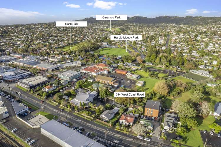 294 West Coast Road Glen Eden_13