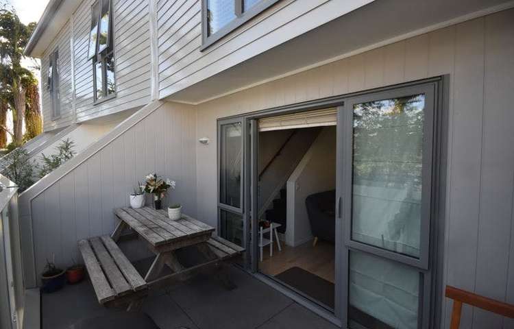 7/29 Rossmay Terrace Mount Eden_9