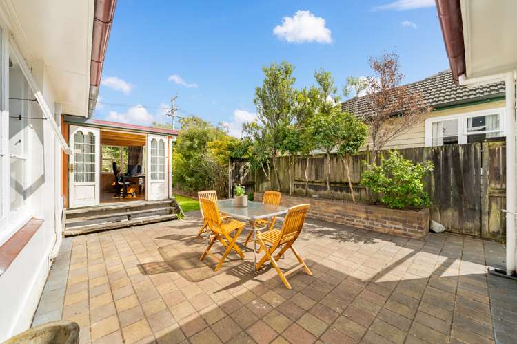 52 Brentwood Street Trentham_5