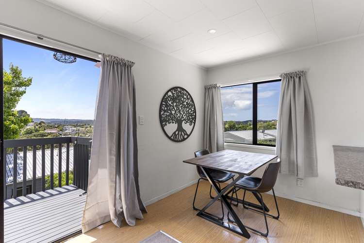 1/19 Exeter Place Unsworth Heights_11