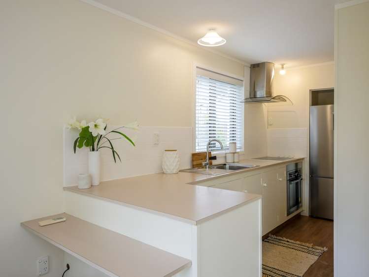 132 Hillhead Road Corstorphine_13