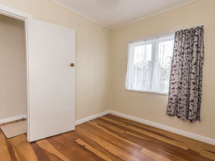 34 Kamara Road Glen Eden_12