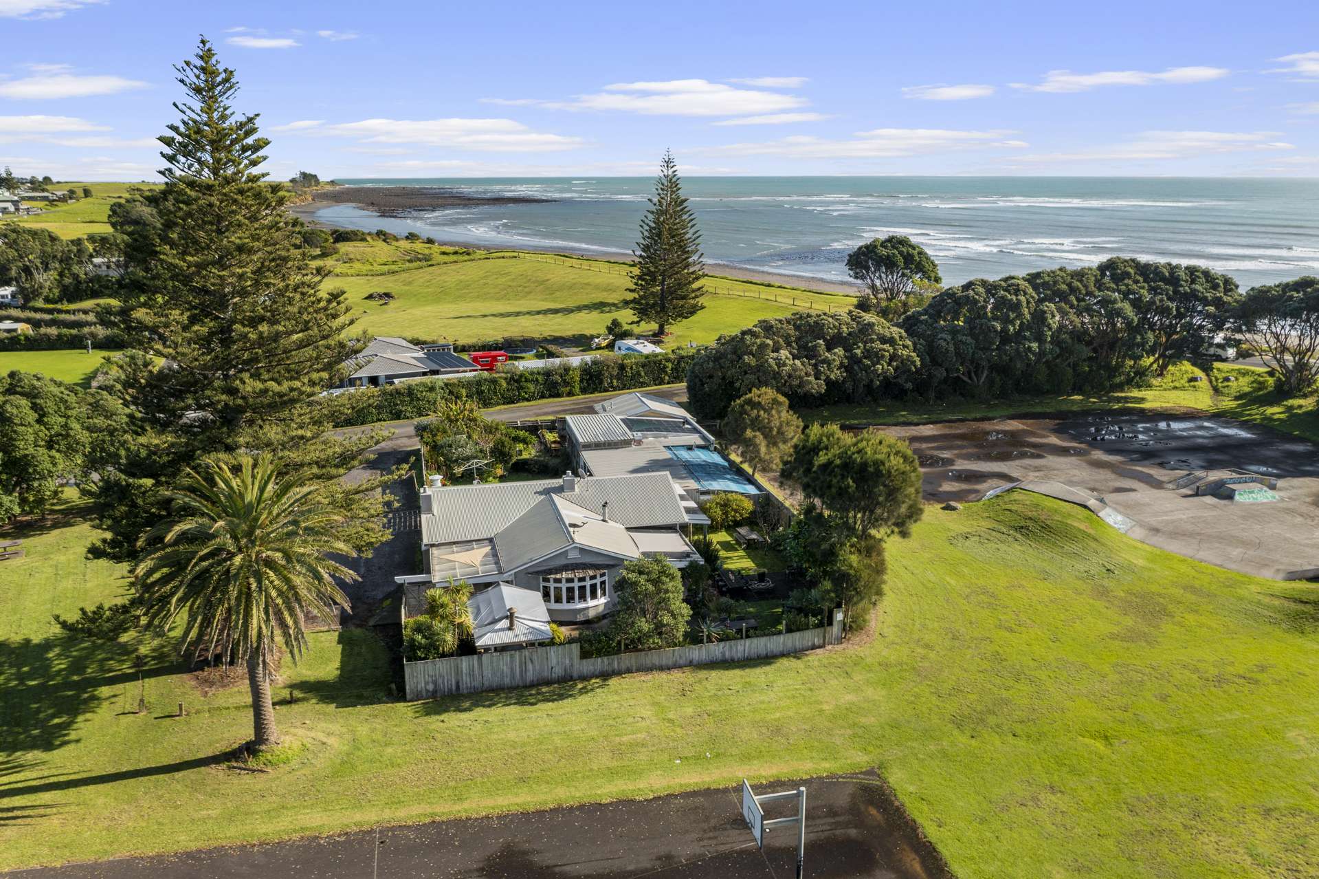 9 West Beach Waitara_0