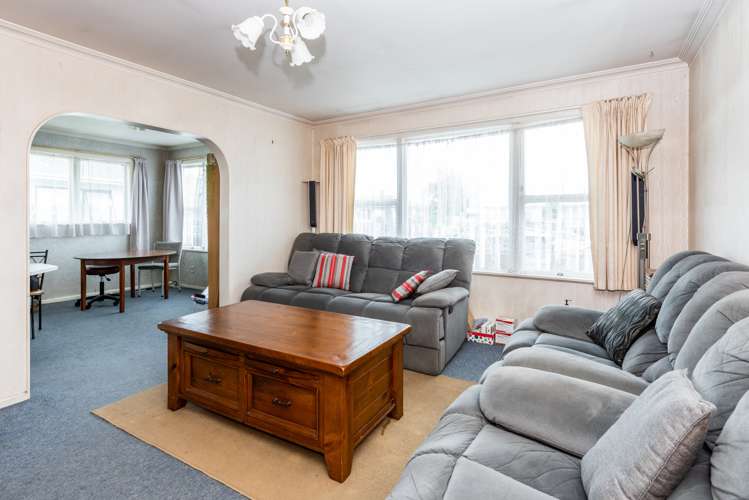 27 Wyatt Avenue Onekawa_7