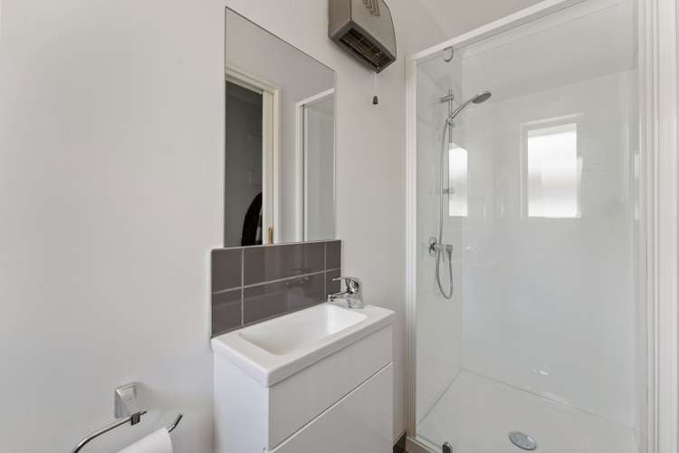 53 Bateup Road Richmond_15