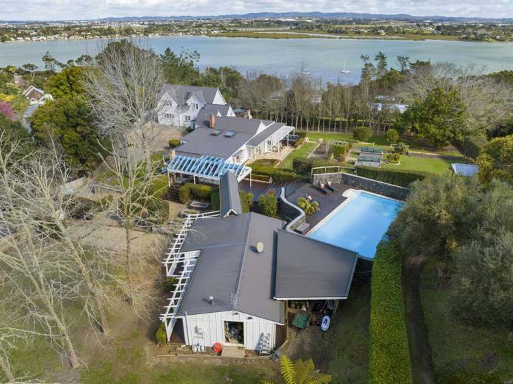 136 Attwood Road Paremoremo_16