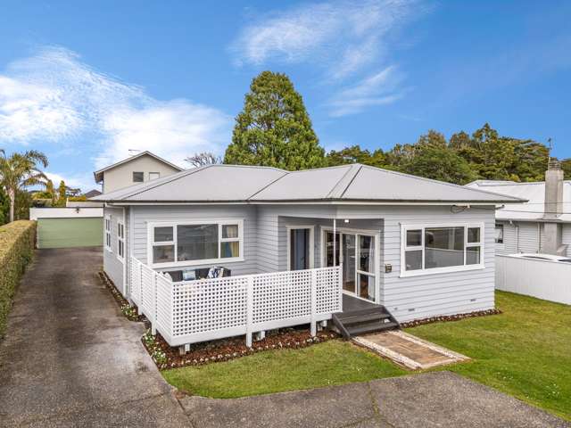 One Level, North Facing, Walk to Hibury