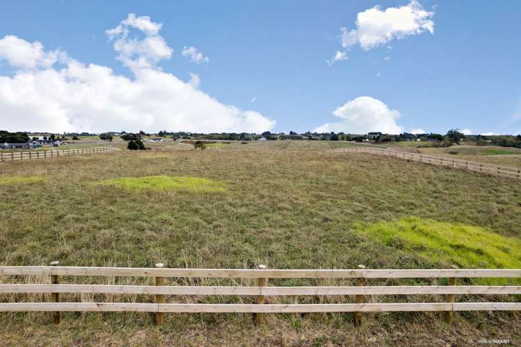 27 Michelle Thomas Lane Ramarama_7