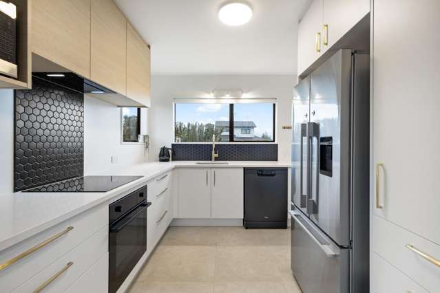 1/42 Lexington Drive Botany Downs_3