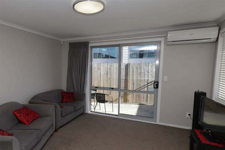 2/27 Jones Crescent Melville_3