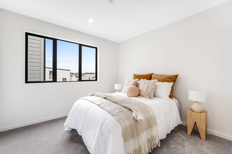 24 Toetoe Street Westgate_14