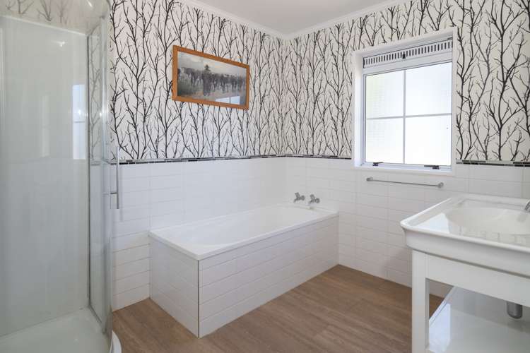 496 Boundary Road Willowby_7