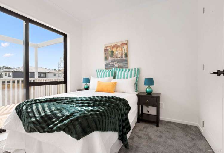 16 Horsefields Drive_0
