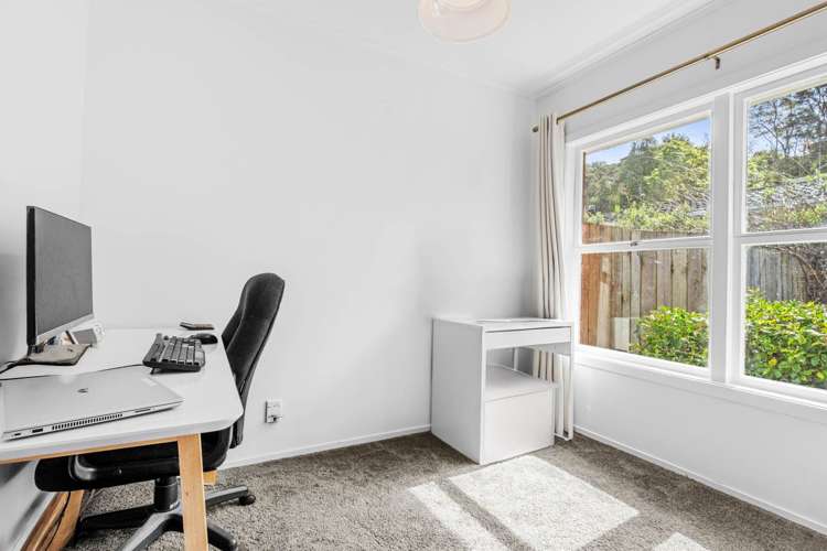 2/55 Ayton Drive Totara Vale_15