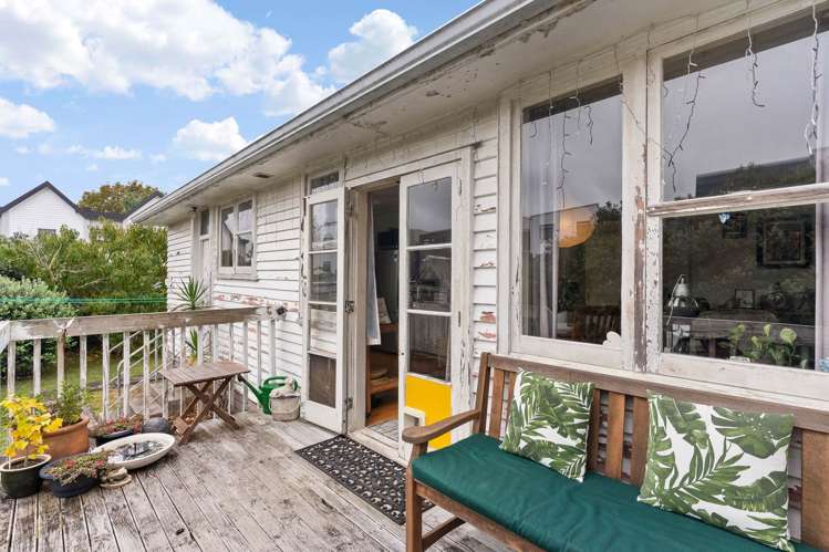 9 Mavis Place Beach Haven_15