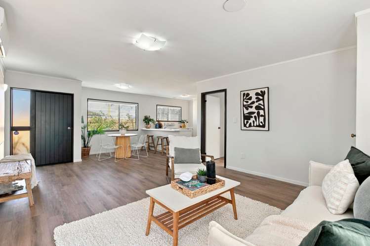 11a Golf Road_4