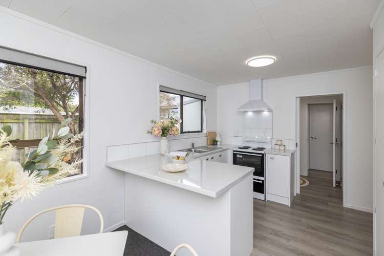 64 Mazengarb Road Paraparaumu Beach_8