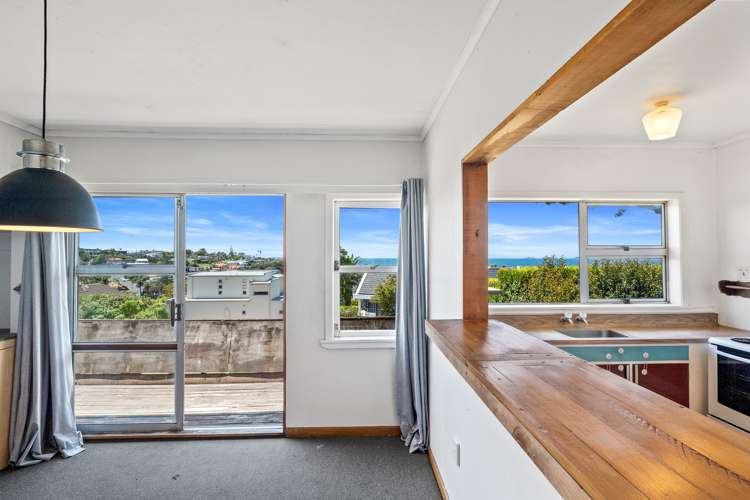 13 Scarboro Terrace Murrays Bay_8