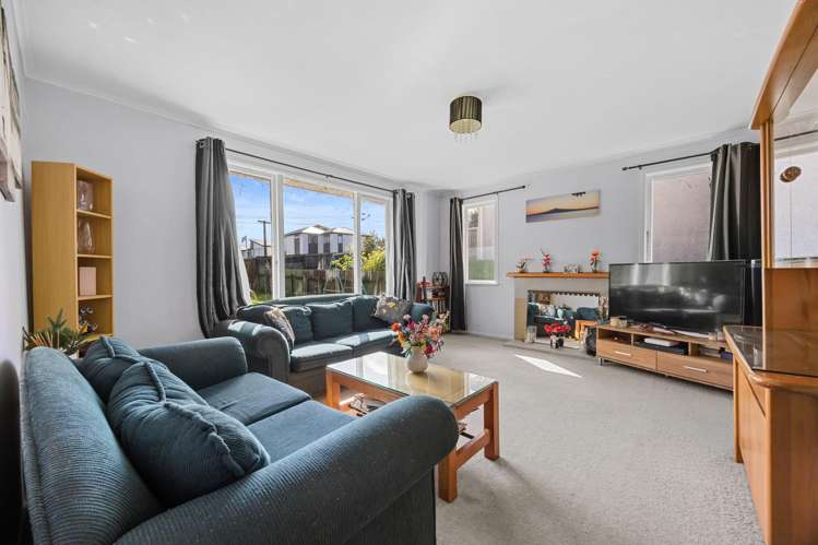 108 Ruawai Road Mount Wellington_1